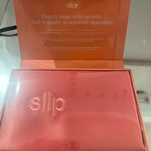 slip Other - LAST 1 IN STOCK ❣️
Slip Silk pillow case - queen size